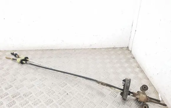 Opel Vectra C Gear shift cable linkage