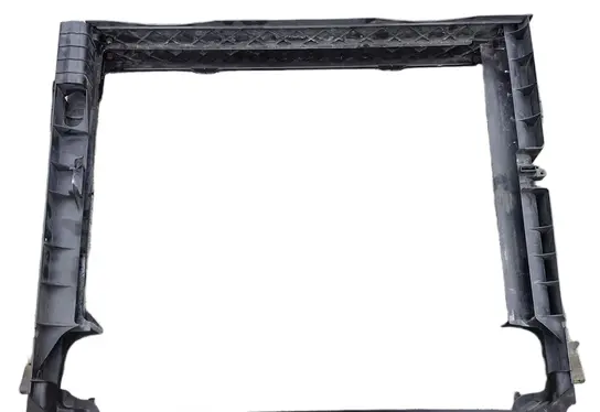 BMW X5 E70 Radiator support slam panel bracket 7586775