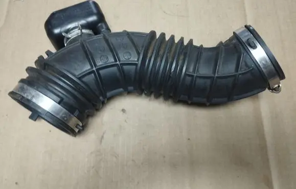 Honda Accord Air intake hose/pipe AFT24