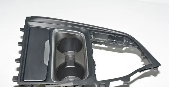 Cup holder front