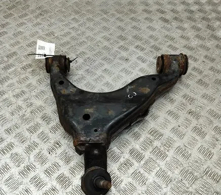 Toyota Land Cruiser (BJ70) Front lower control arm/wishbone 4806860051