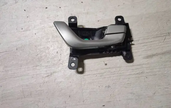 Hyundai Kona I Front door interior handle 82623J9000