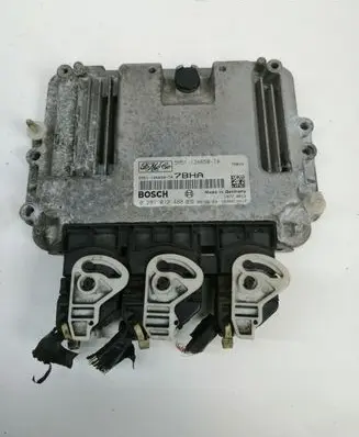 Ford Focus C-MAX Engine control unit/module 5M5112A650TA