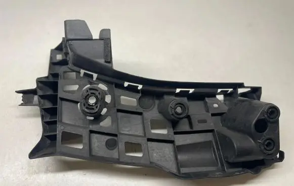 BMW X7 G07 Bumper support mounting bracket corner 7420665 51127420665