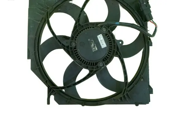 BMW X3 E83 Fan set 3111008