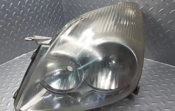 Toyota Corolla Verso E121 Headlight/headlamp