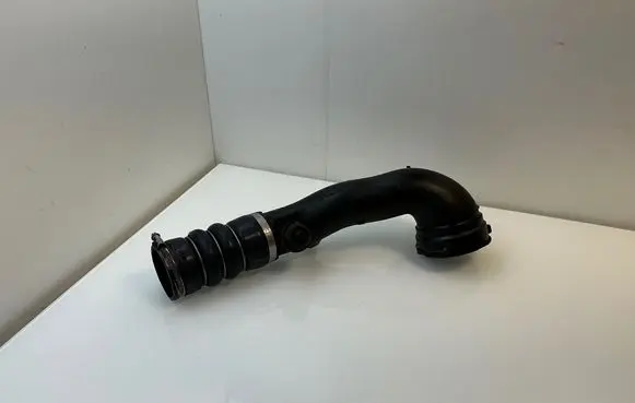 BMW 5 GT F07 Intercooler hose/pipe 7588268 7038053