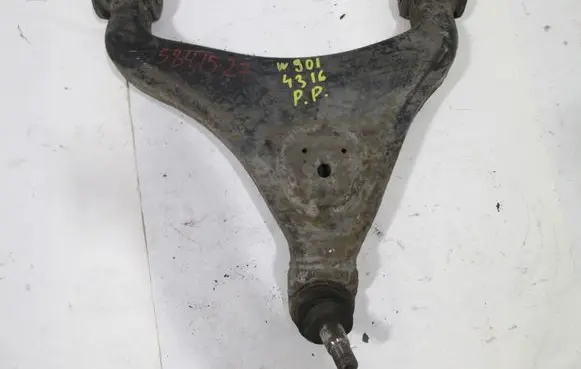 Mercedes-Benz Sprinter W901 W902 W903 W904 Front control arm A9013301707 9013301707 A9013301907
