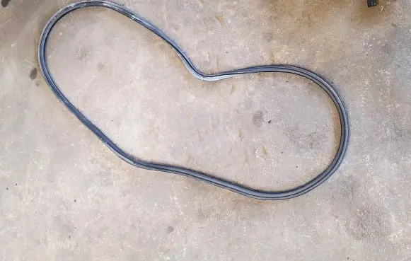 Audi A4 S4 B8 8K Front door rubber seal 8K0831721E 8K0831721