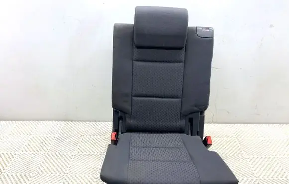 Volkswagen Touran I Rear seat 