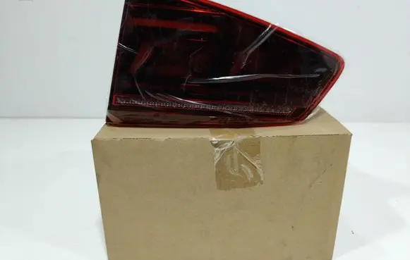 Volkswagen PASSAT B8 Rear/tail lights 3g9945308l