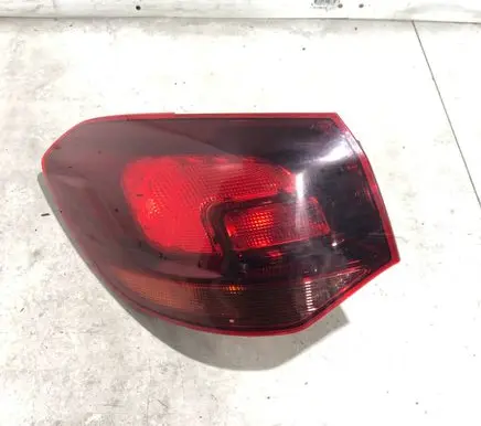 Opel Astra J Rear/tail lights 13314052