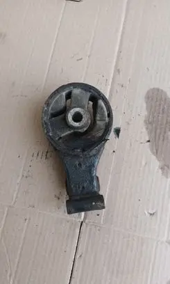 Opel Signum Engine mount bracket