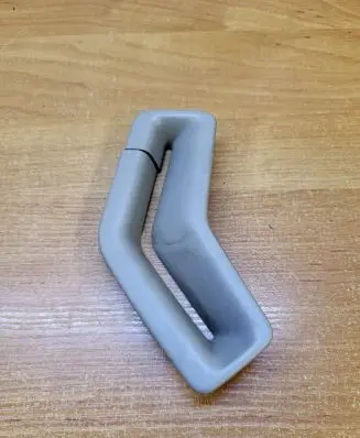 Volvo S80 Seat belt trim 