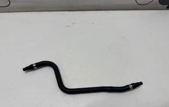Mercedes-Benz SL R231 Engine coolant pipe/hose A2315010925