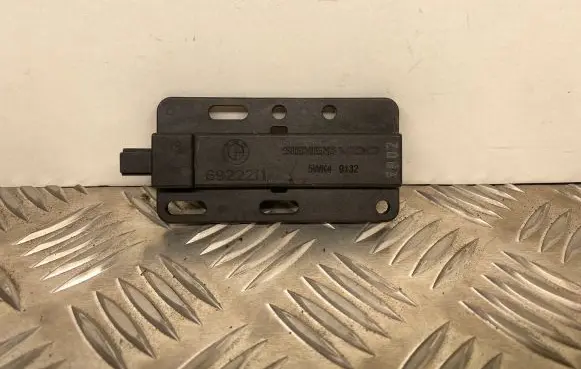 BMW X6 E71 Keyless system antenna 6922211