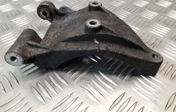 Audi A6 S6 C5 4B A/C compressor mount bracket 059260885F