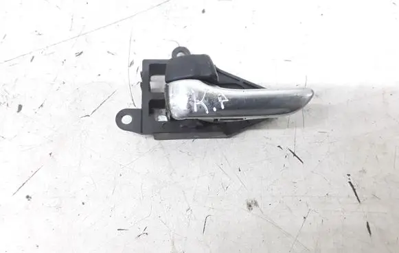 Toyota Avensis Verso Front door interior handle