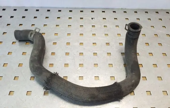 Toyota Avensis T250 Engine coolant pipe/hose