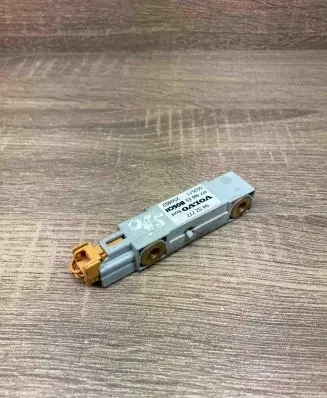 Volvo S80 Airbag deployment crash/impact sensor 9452777 003511 250402