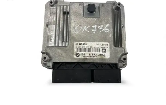 BMW 3 F30 F35 F31 Engine control unit/module ECU 8573258 0281019679