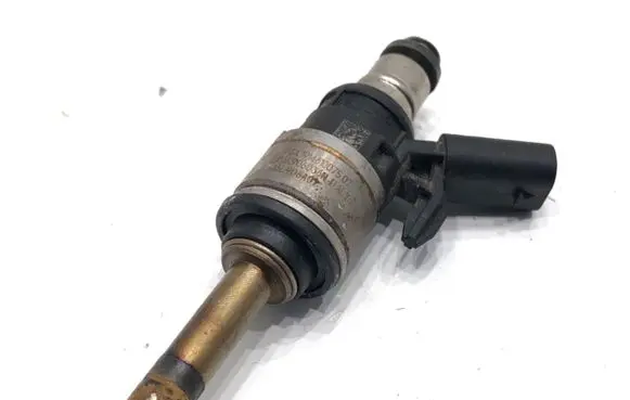 Seat Leon (5F) Fuel injectors set 06K906036N