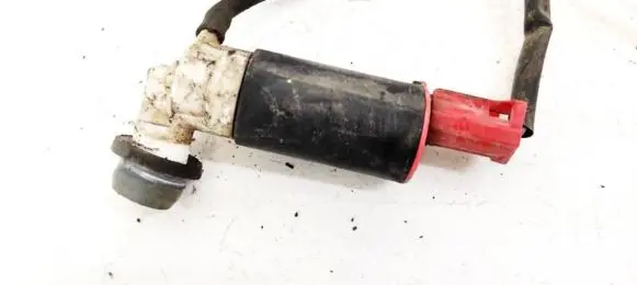 Toyota Avensis T250 Windscreen/windshield washer pump