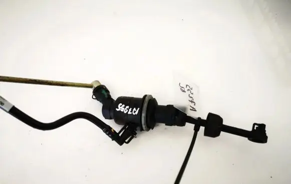 Renault Scenic II - Grand scenic II Clutch master cylinder 820051785c