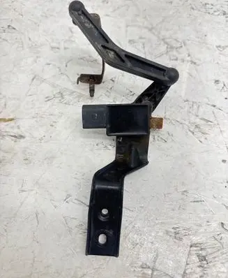 Volkswagen Golf VIII Rear air suspension level height sensor 5WA907127