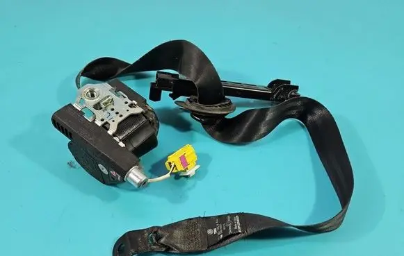 Volkswagen Touran I Front seatbelt 1T1857705B IMPRK1588395