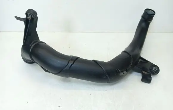 Audi TT TTS RS Mk3 8S Intercooler hose/pipe 5Q0145840