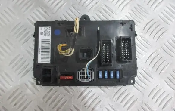 Peugeot 407 Fuse box set 9656148180
