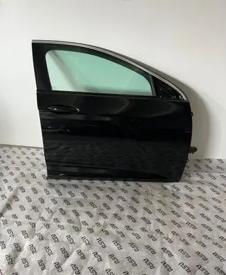 Opel Insignia B Front door