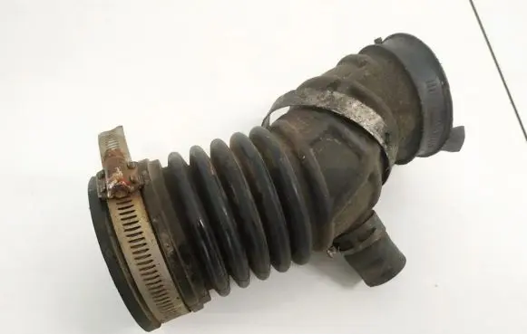 Subaru Legacy Air intake hose/pipe