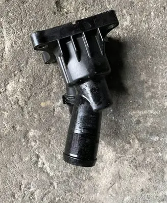 Volvo V40 Thermostat/thermostat housing 31293767
