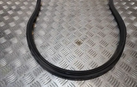 Audi A3 S3 8V Engine compartment rubber 8V0823723