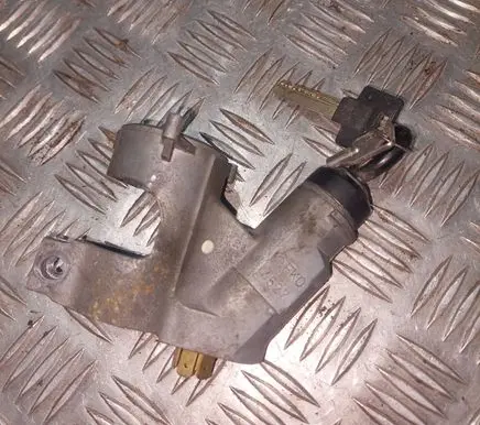 Volkswagen Golf II Ignition lock 171905851