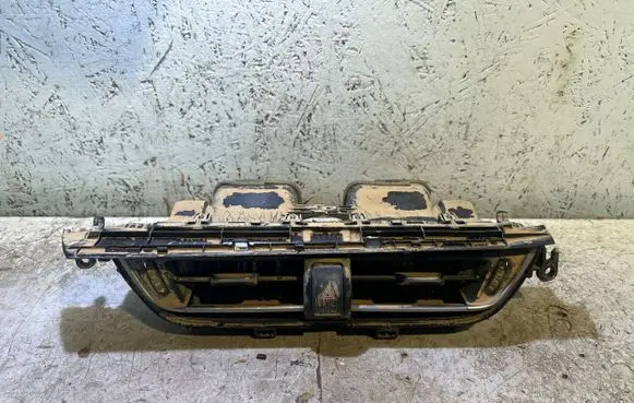 Toyota C-HR I Dash center air vent grill 55670F4010