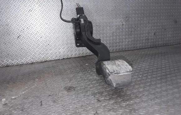 Citroen C4 I Accelerator throttle pedal F003E2429