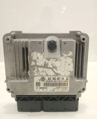 Volkswagen Golf VI Engine control unit/module 03C906027CH 0261S06641 030907309K
