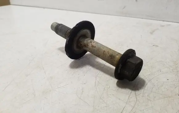 Volvo XC60 Front suspension camber bolt 