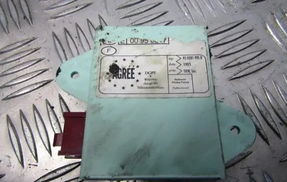 Chrysler Voyager Other control units/modules 04686087