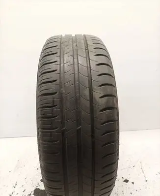Volkswagen PASSAT B5 R15 summer tire 