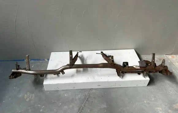 BMW 5 F10 F11 Dashboard cross member/frame bar 9112181 102110416201 R911218120J