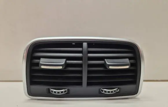 Audi A7 S7 4G Rear air vent grill 4G0819203