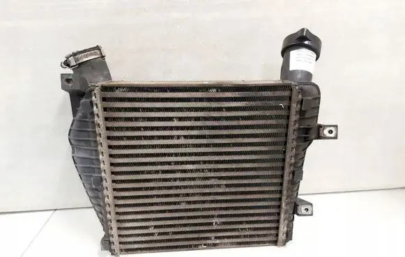 Audi Q7 4L Intercooler radiator 7L6145803C