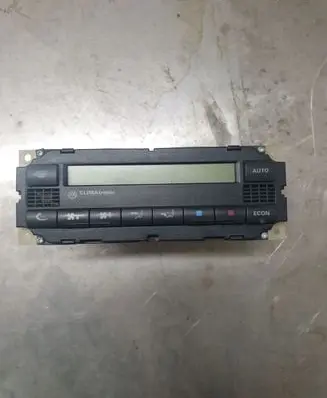 Volkswagen PASSAT B5.5 Climate control unit 5HB00761702 3B1907044A