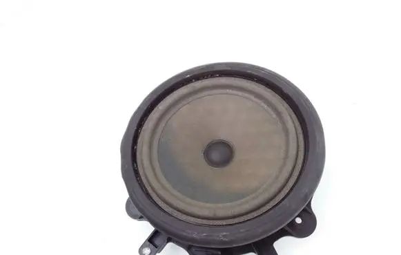 Audi A3 S3 8P Front door speaker 8P0035411 7606500214