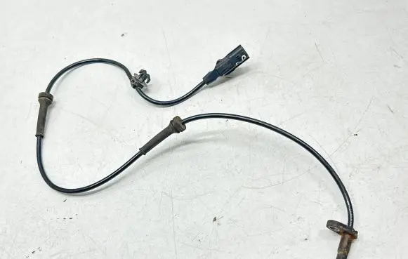 Nissan Note (E12) ABS brake wheel speed sensor 479101HA0A