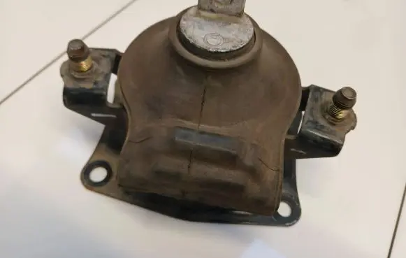 Honda Accord Engine mount bracket Av75706hg